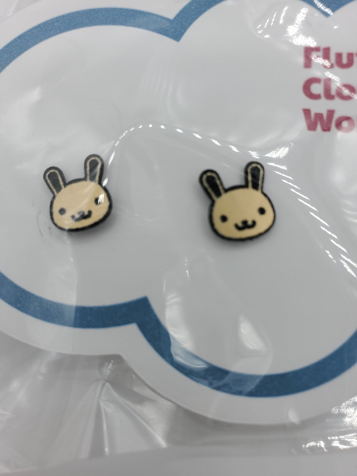 Metallic Finish Animal Stud Earrings