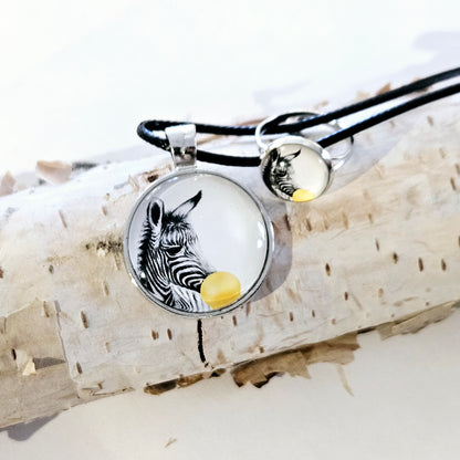 Wildlife Bubblegum Ring + Necklace Set